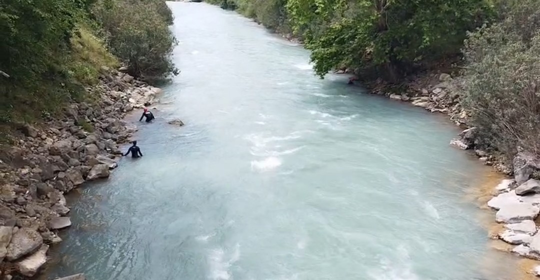 Akıntılı sulara dikkat: "En çok yüzme biliyorum diyenler boğuluyor"