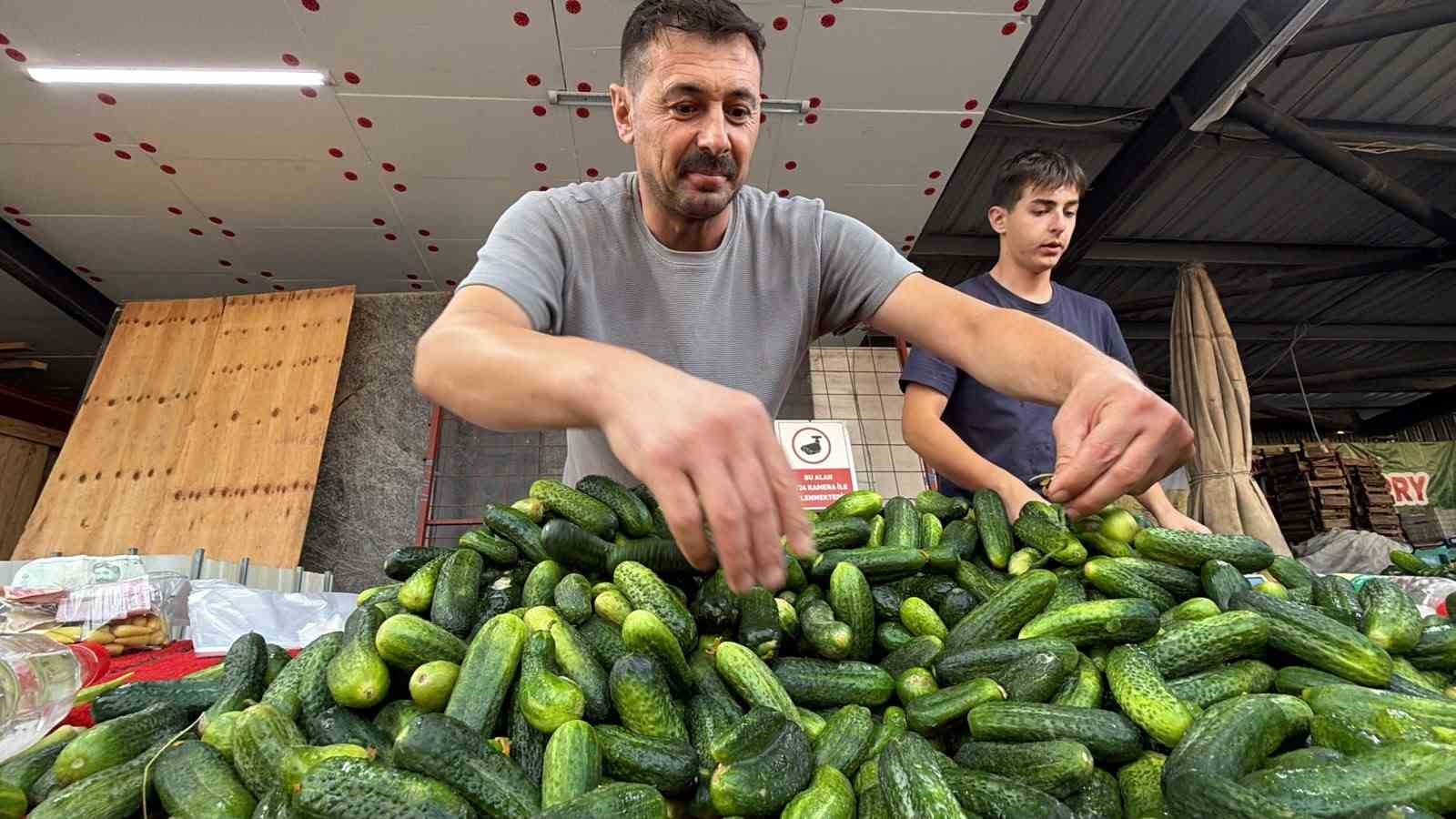 Dededen babaya, babadan oğula: 3 kuşaklık pazarcılık geleneği