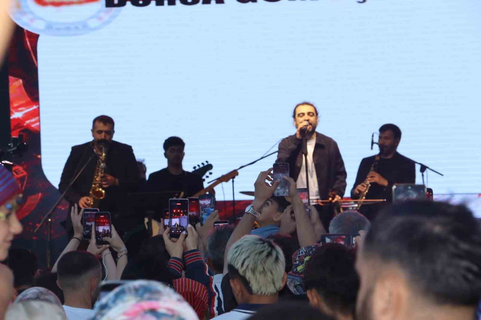 Bursa Gümüşhaneliler Yayla Şenliği’nde Karadeniz rüzgarı esti