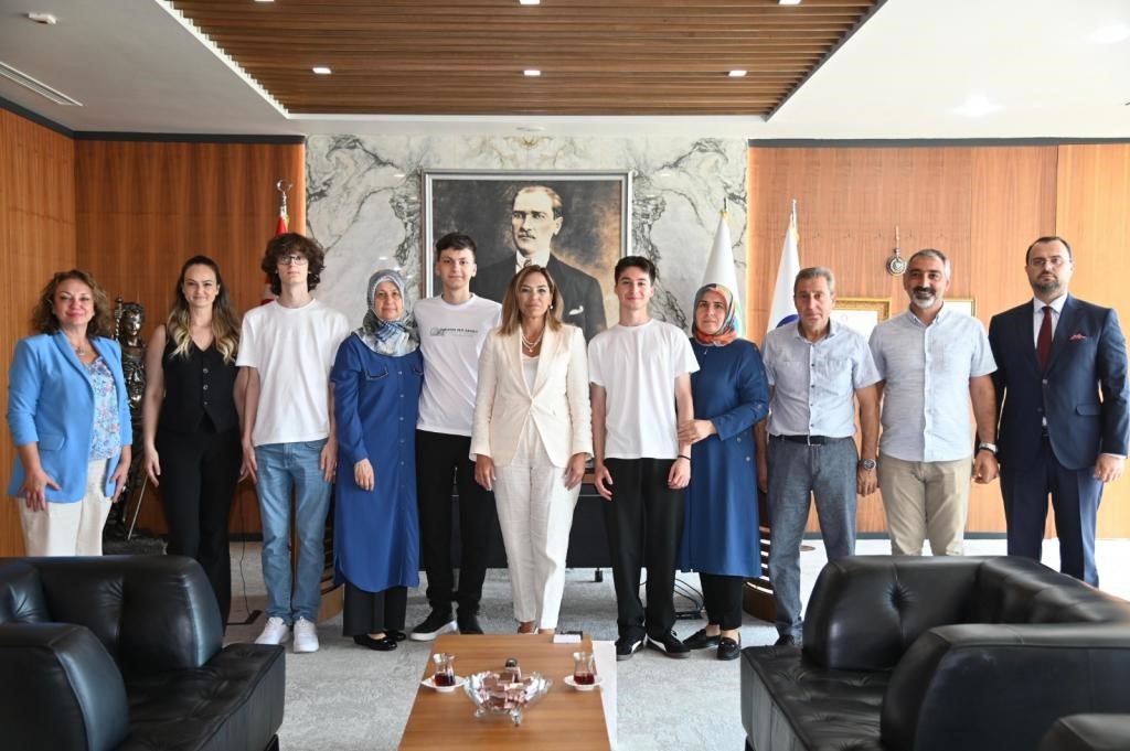 Büyükşehir’in TEK Genç Akademisi’nden Boğaziçi’ne iki başarı