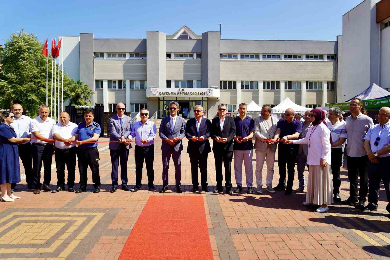 &Ccedil;aycuma&rsquo;da Hayat Boyu &Ouml;ğrenme Haftası sergisi a&ccedil;ıldı