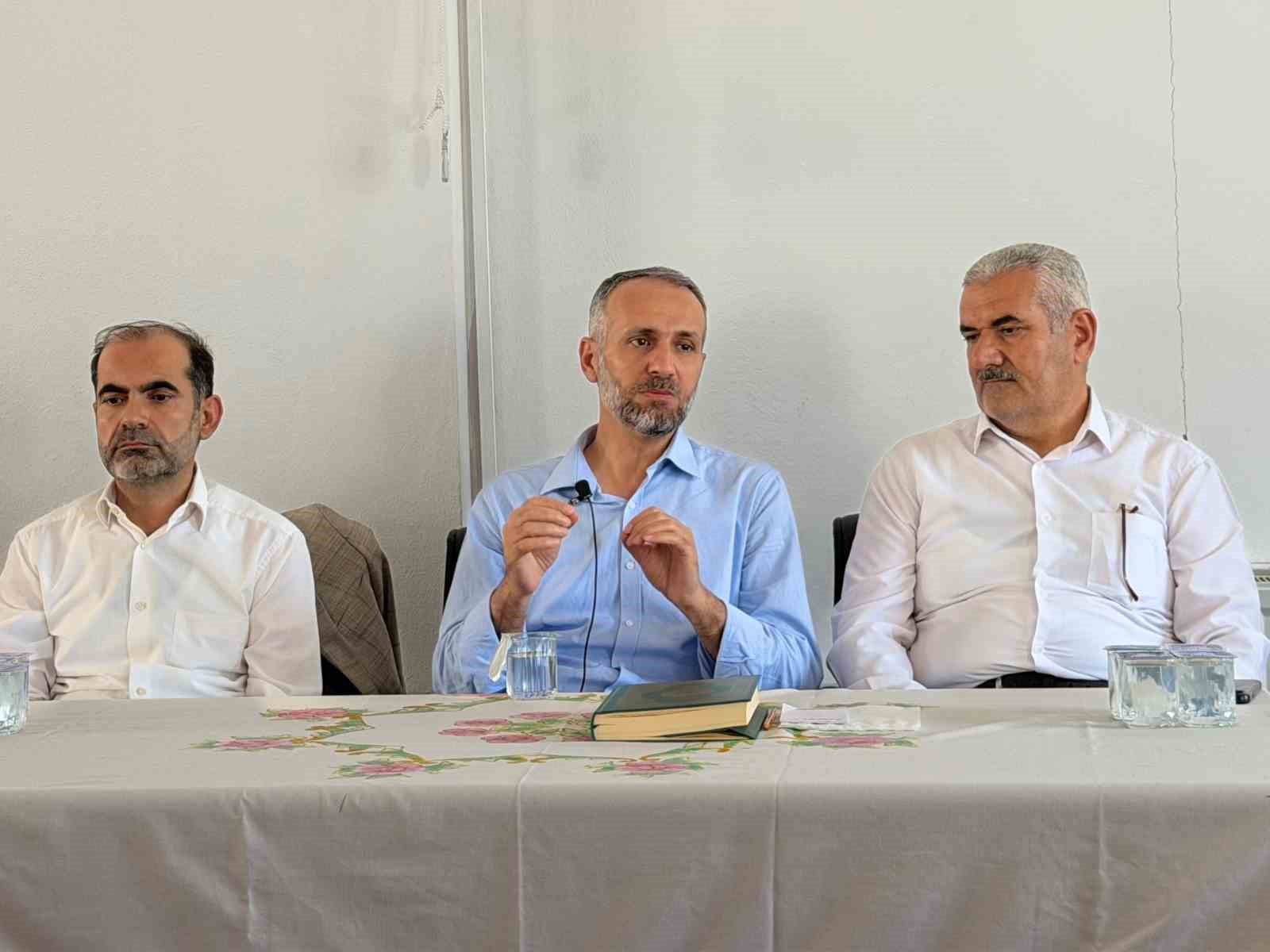 Müftü Şık’tan genç din görevlileriyle farkındalık buluşması