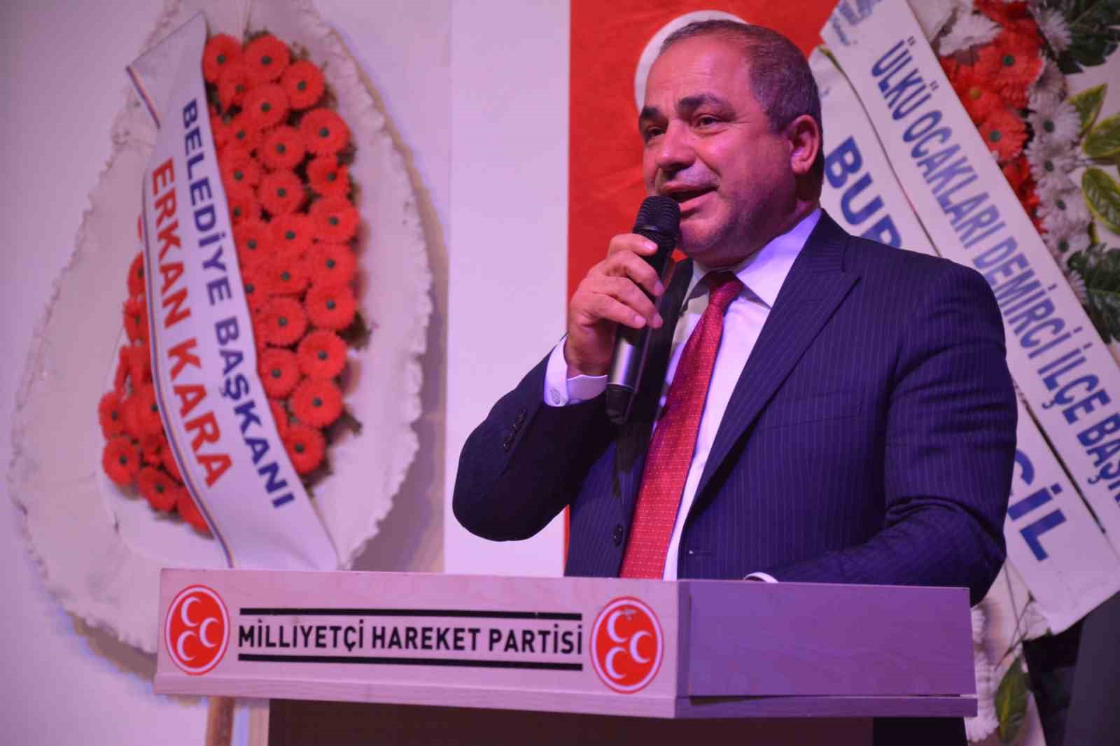 MHP Demirci İl&ccedil;e Başkanlığına Veysel &Ccedil;ınar se&ccedil;ildi