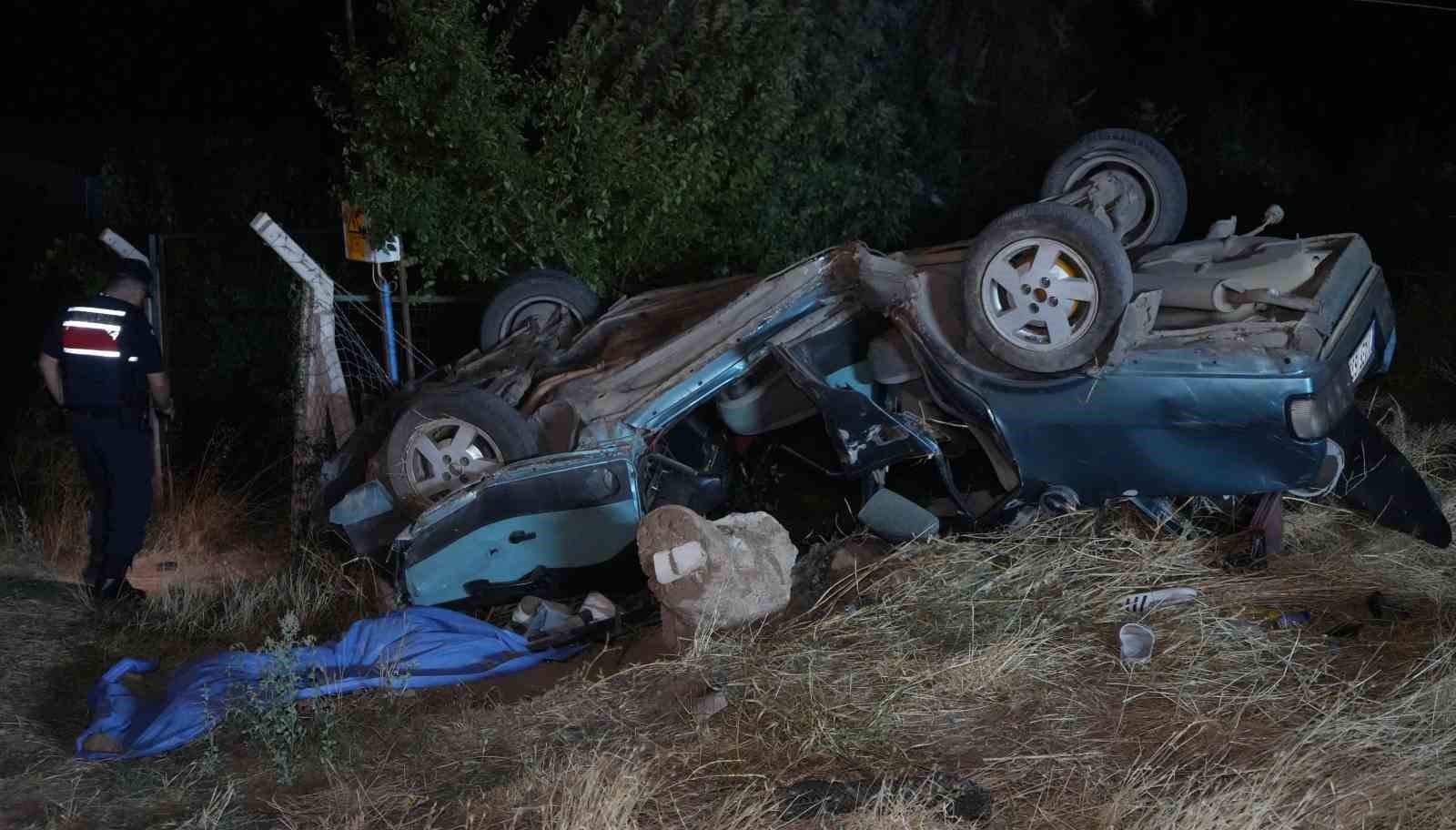 Kırıkkale’de feci kaza: 17 yaşındaki Ceren hayatını kaybetti, 2 genç ağır yaralı