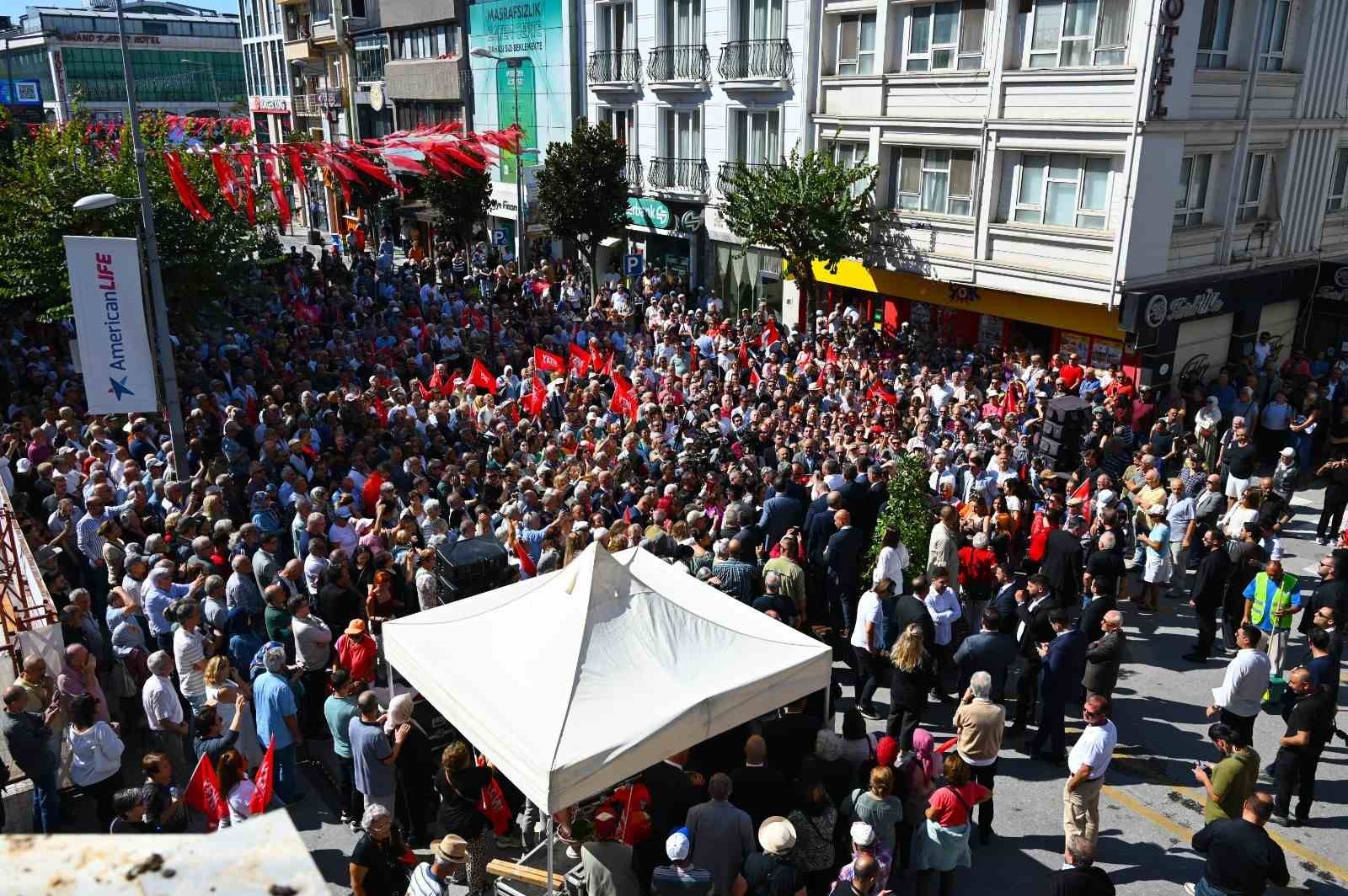 Özgür Özel: "Çiftçiye geçim garantisi vereceğiz"