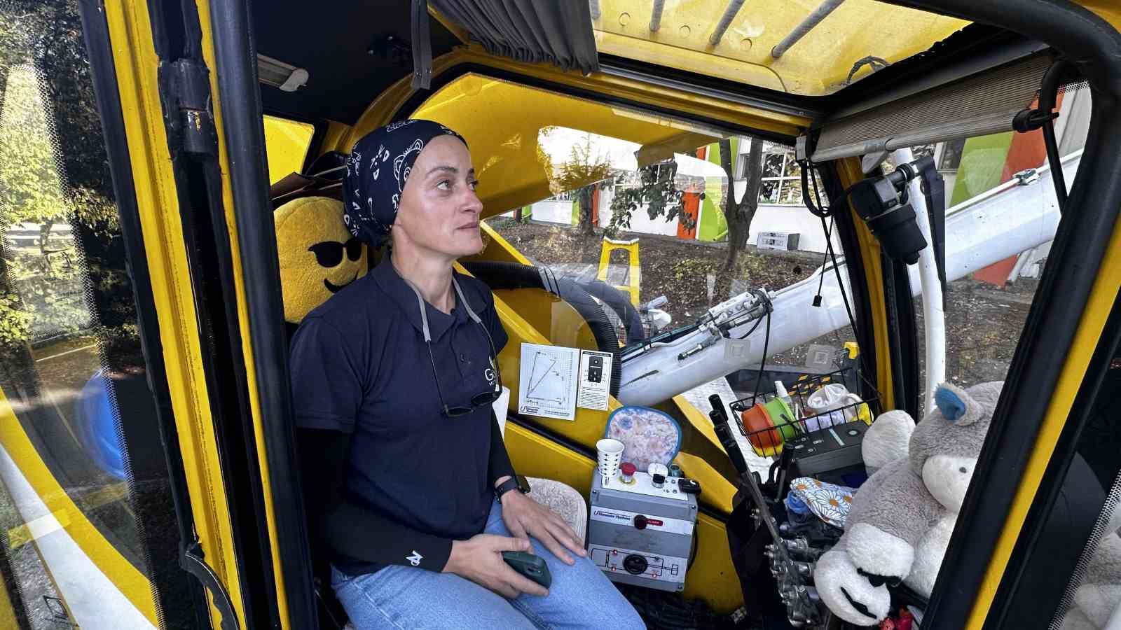Önyargılara inat kabine oturdu: Şantiyelerin aranan ismi haline geldi