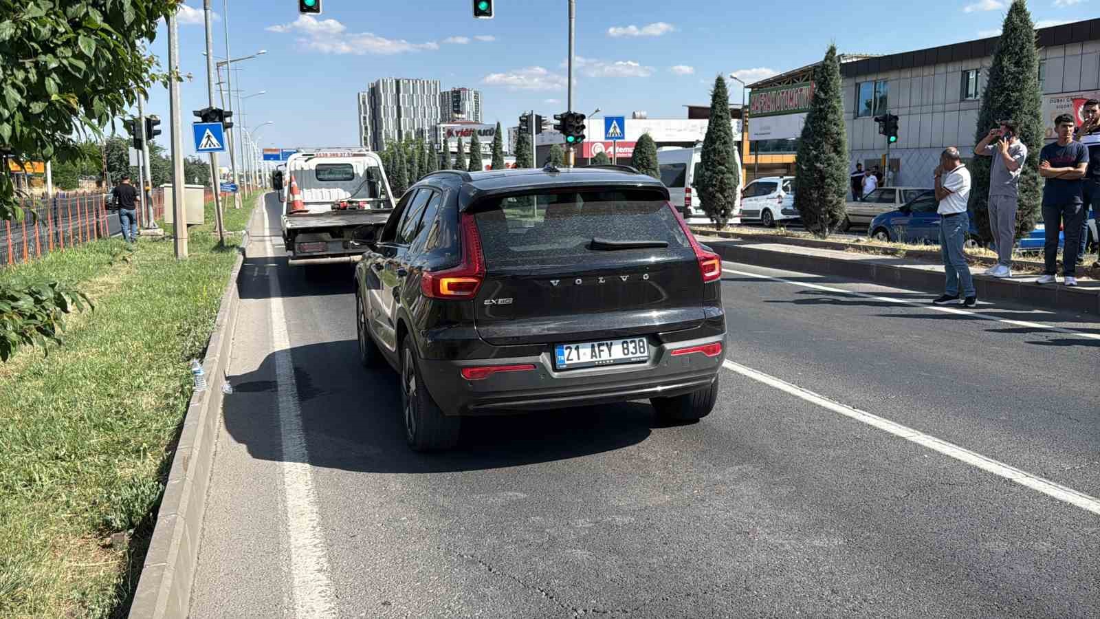 Diyarbakır’da aracın çarptığı yaya ağır yaralandı