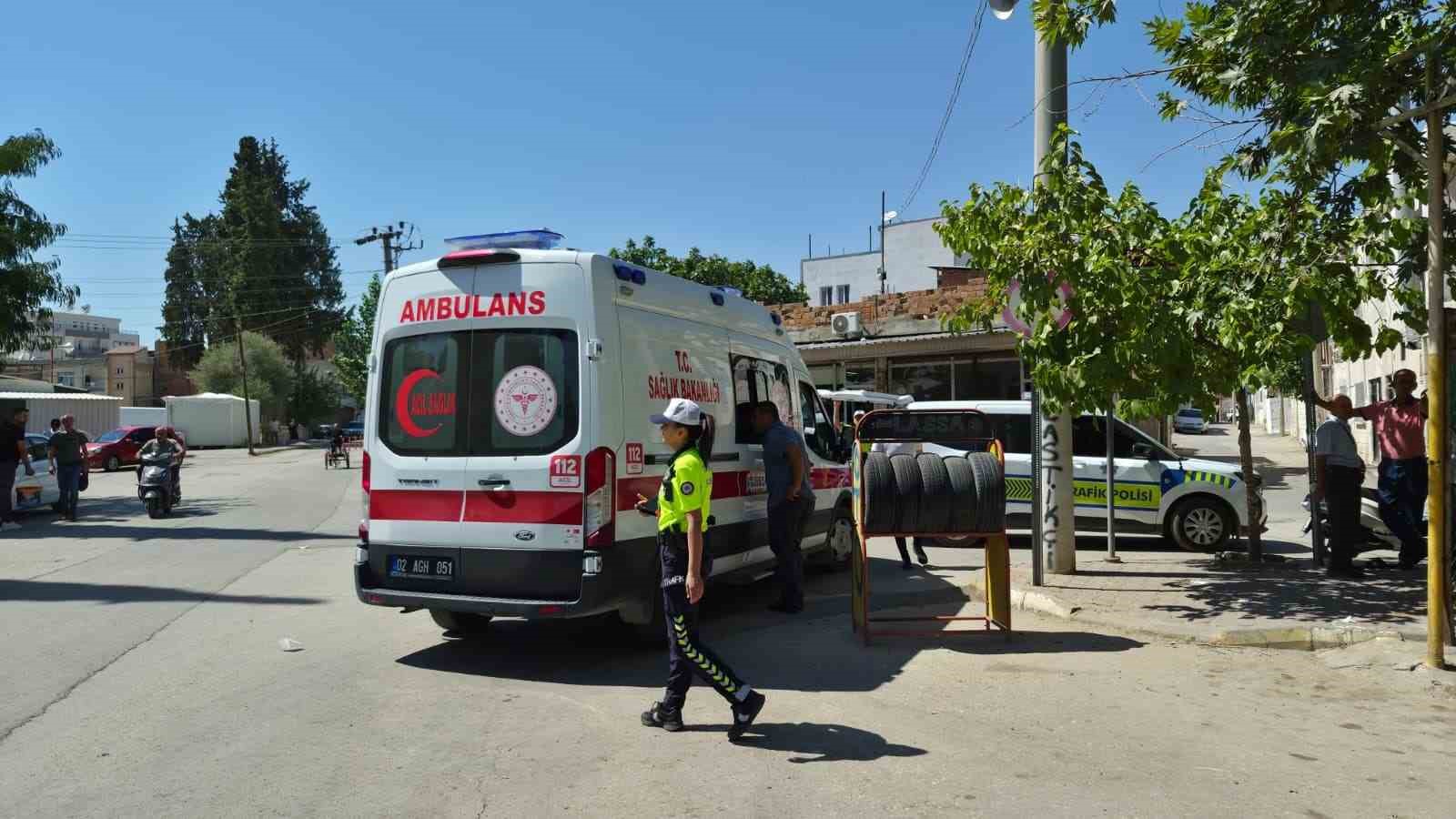 Adıyaman’da otomobilin çarptığı yaya yaralandı