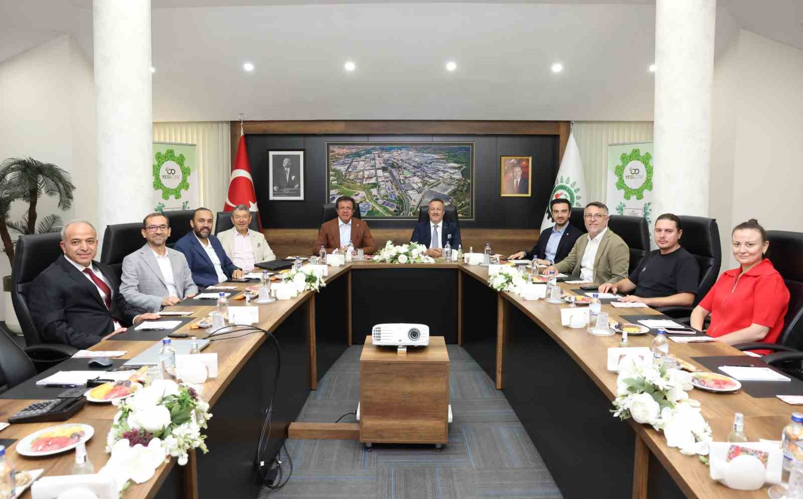 Zeybekci, Denizli OSB Yönetim Kuruluna ziyaret etti