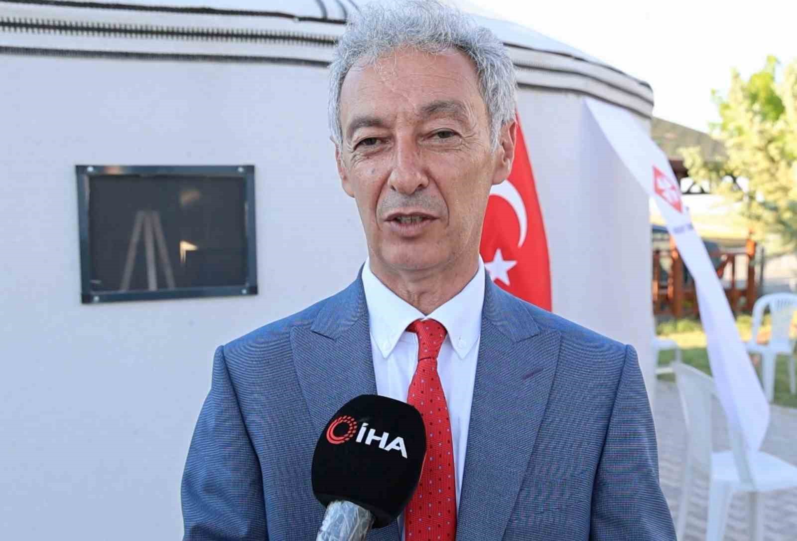 "Eskil Tuz G&ouml;l&uuml; Uluslararası K&uuml;lt&uuml;r Festivali" 25 &uuml;lkenin b&uuml;y&uuml;kel&ccedil;ilerinin katılımıyla başladı