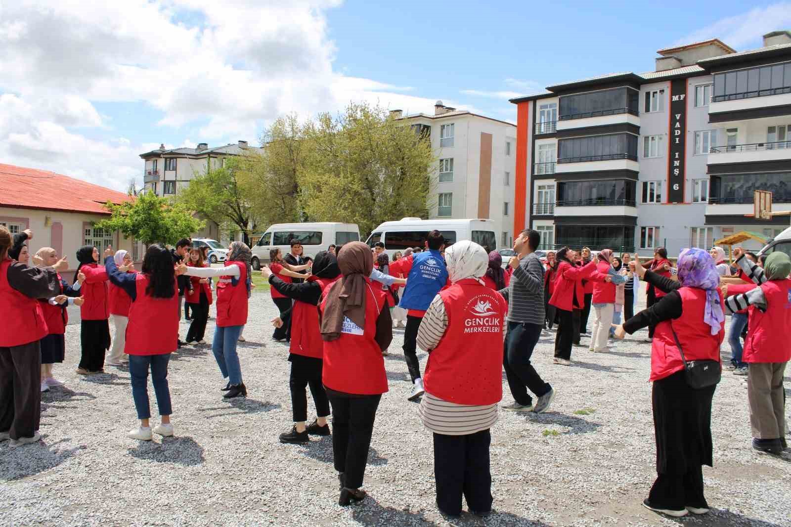 Erzincan&rsquo;da "Engel Yok" mesajlı renkli buluşma