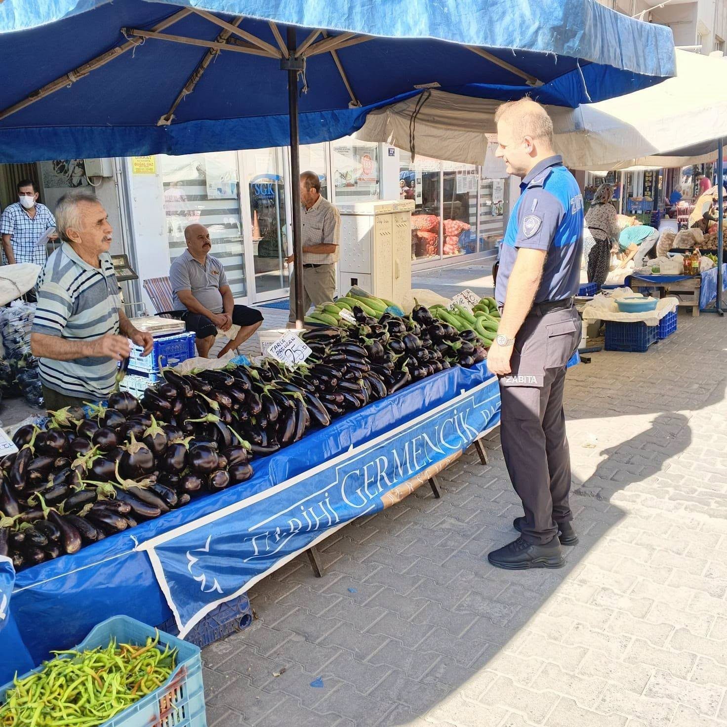 Germencik’te pazarda etiket denetimi