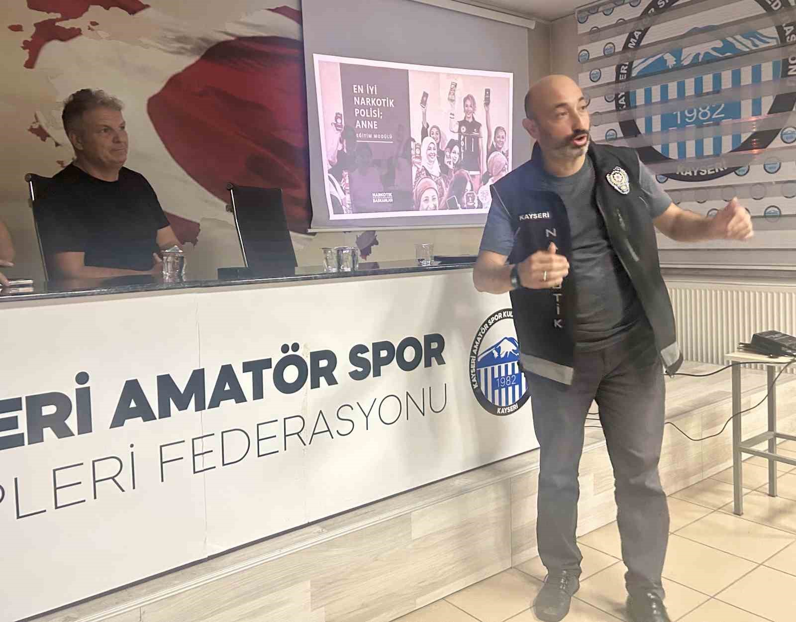 Kayseri ASKF’den ailelere narkotik semineri