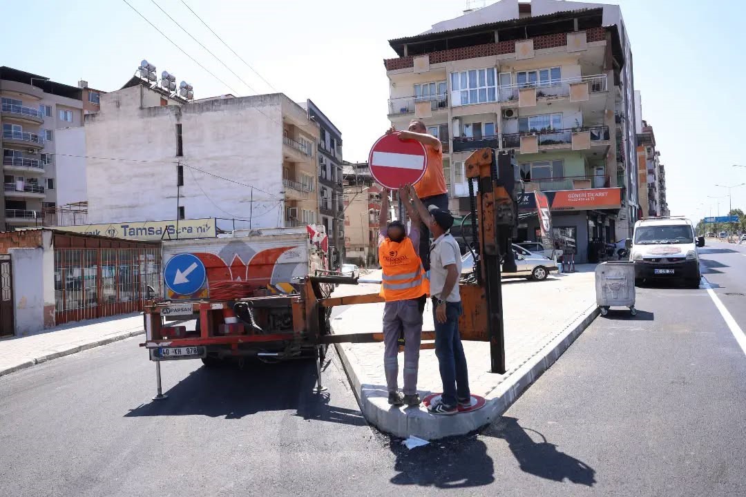 İncirliova&rsquo;da trafik akış y&ouml;n&uuml; değişti