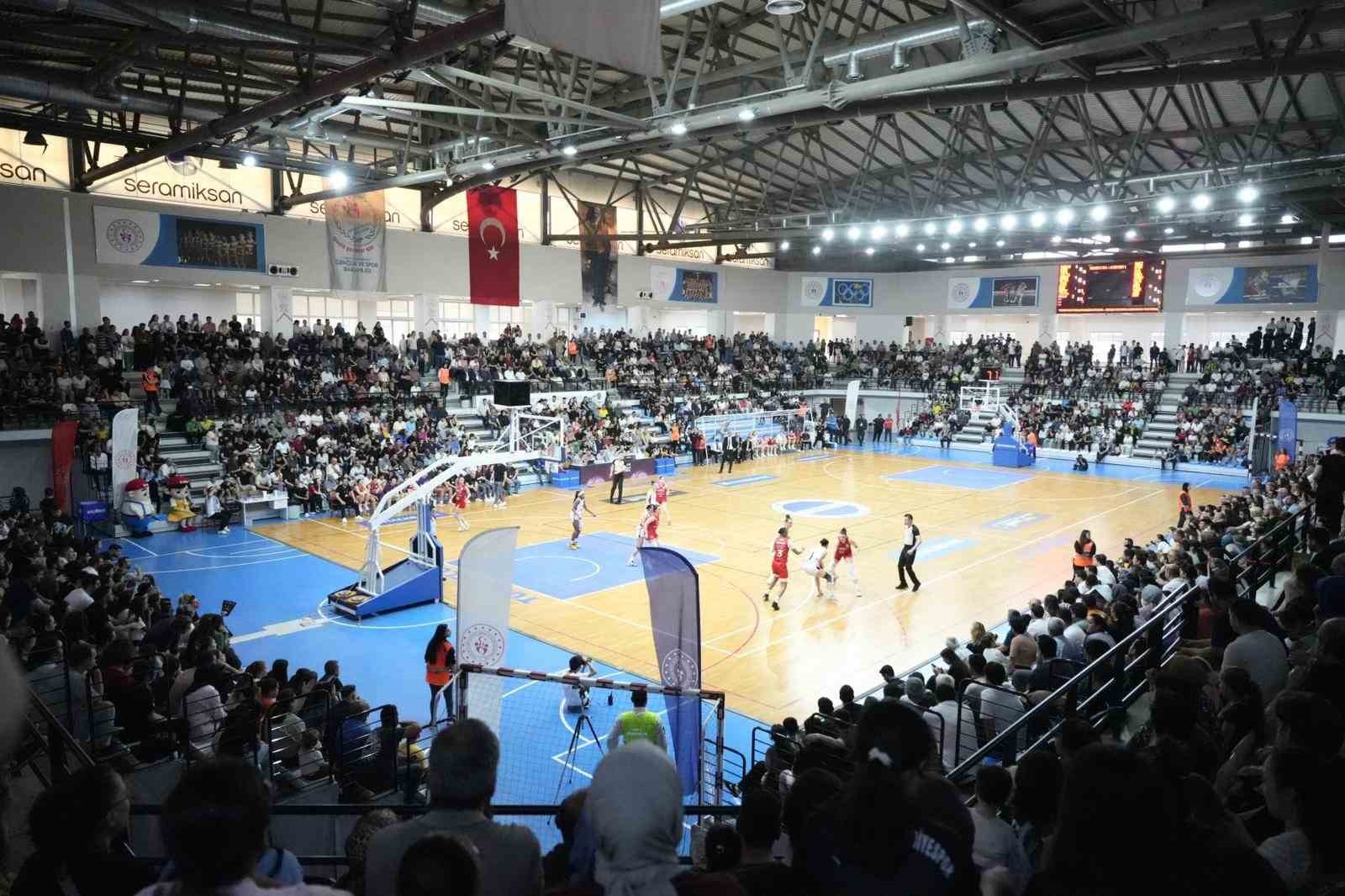 Turgutlu Belediyespor&rsquo;da reklam alanları satışa sunuldu