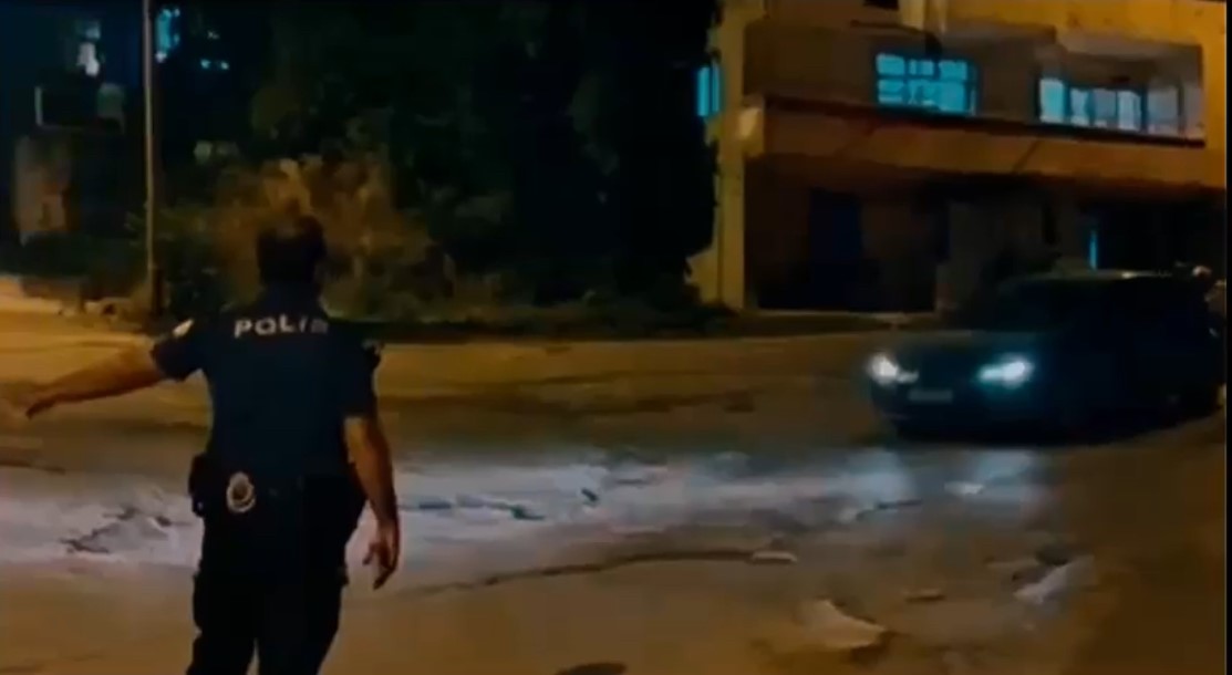 Antakya&rsquo;da asayiş uygulamasında aranan 14 şahıs yakalandı