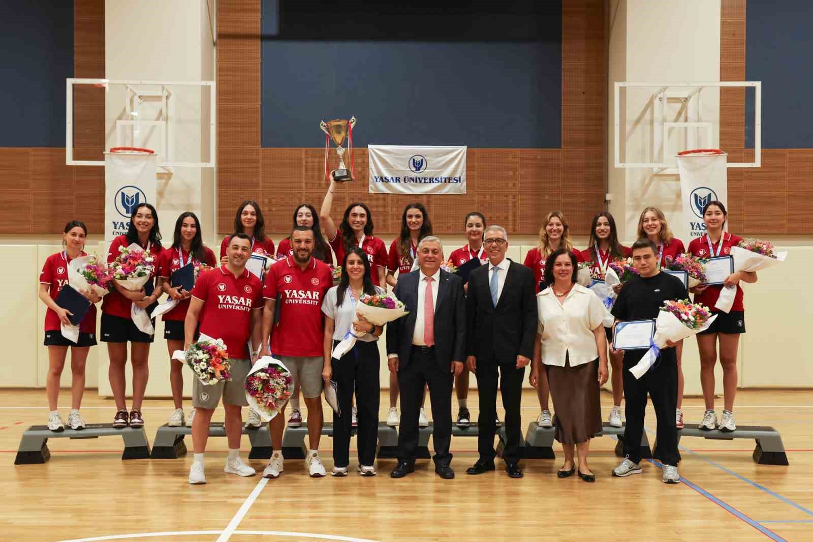 Yaşar’ın Sultanları Türkiye şampiyonu