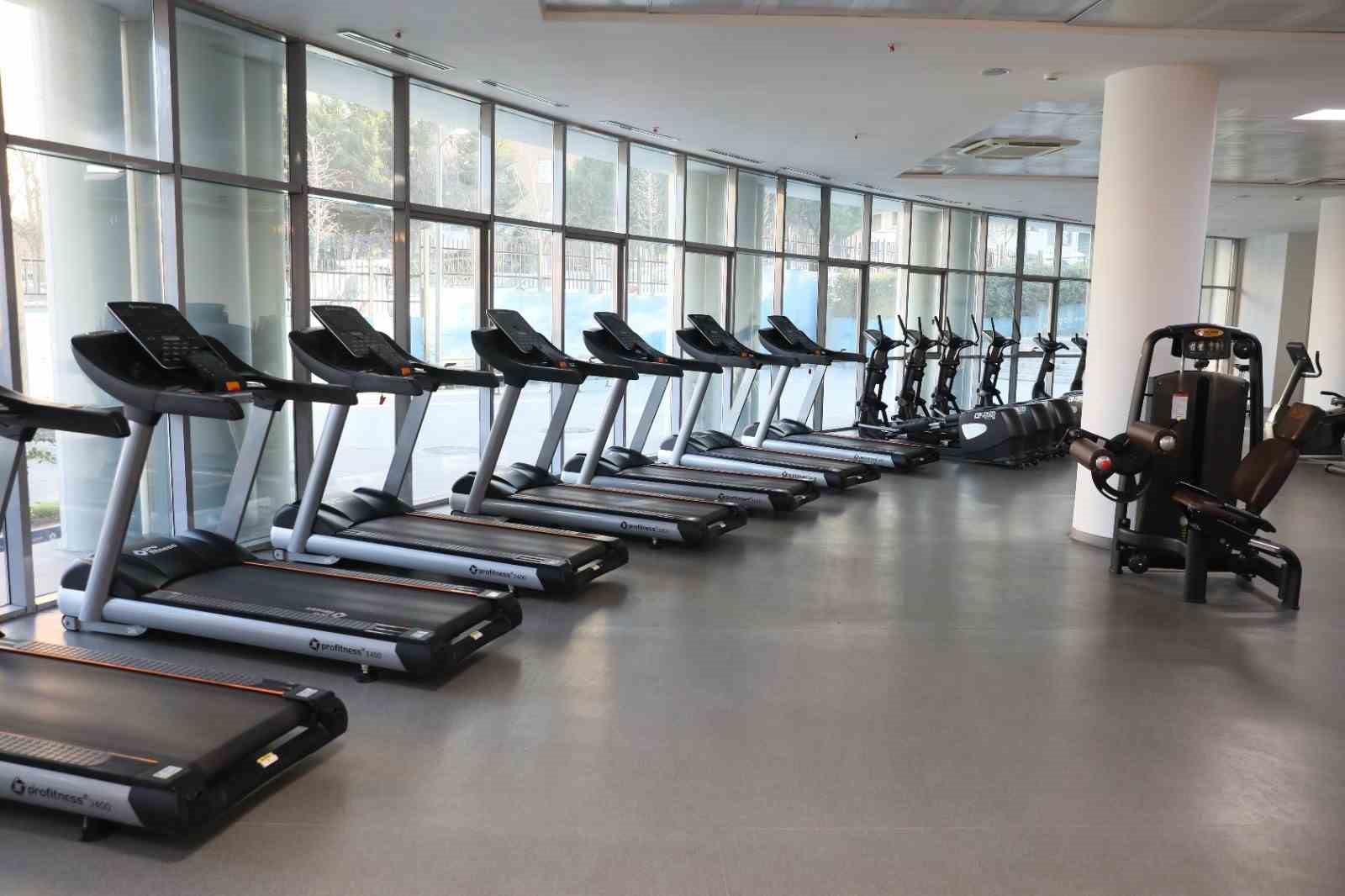 Kağıthane’de yetişkin fitness ve yüzme kursları için yaz dönemi kayıtları başladı