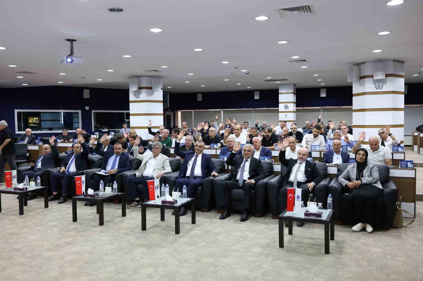 Başkan B&uuml;y&uuml;ksimitci: "B&uuml;y&uuml;mede sanayinin payını artırmalıyız"