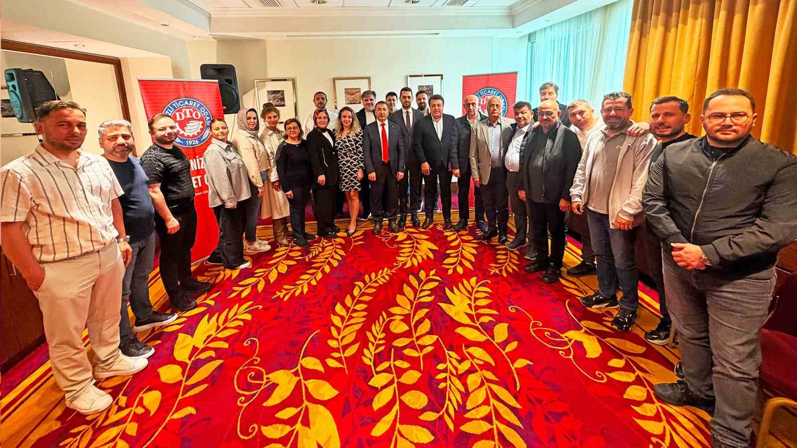 DTO heyetindeki Denizlili iş insanlarına Polonya pazarı tanıtıldı