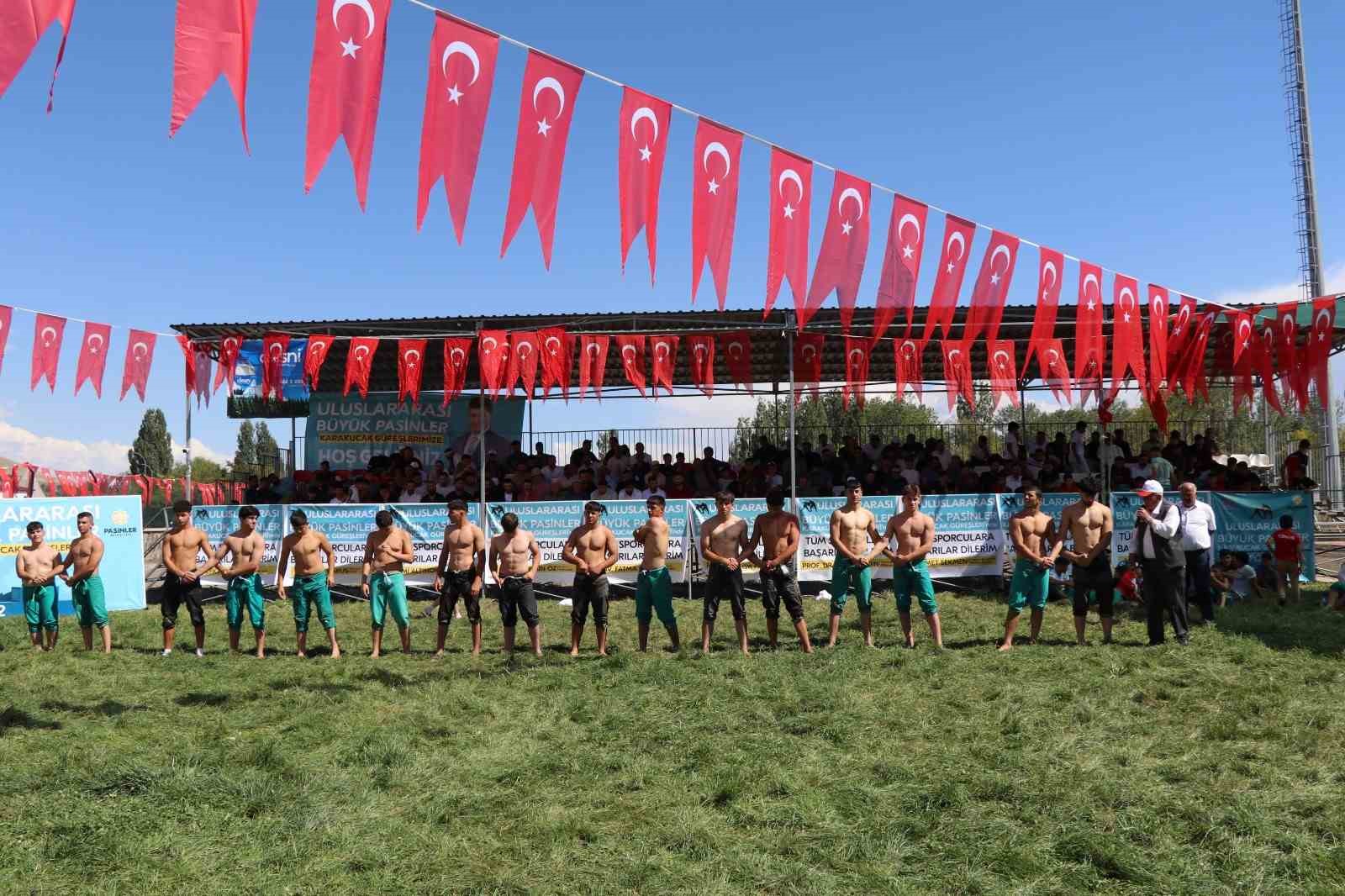 Uluslararası B&uuml;y&uuml;k Pasinler Karakucak G&uuml;reşleri&rsquo;nde şampiyon Kenan G&ouml;r