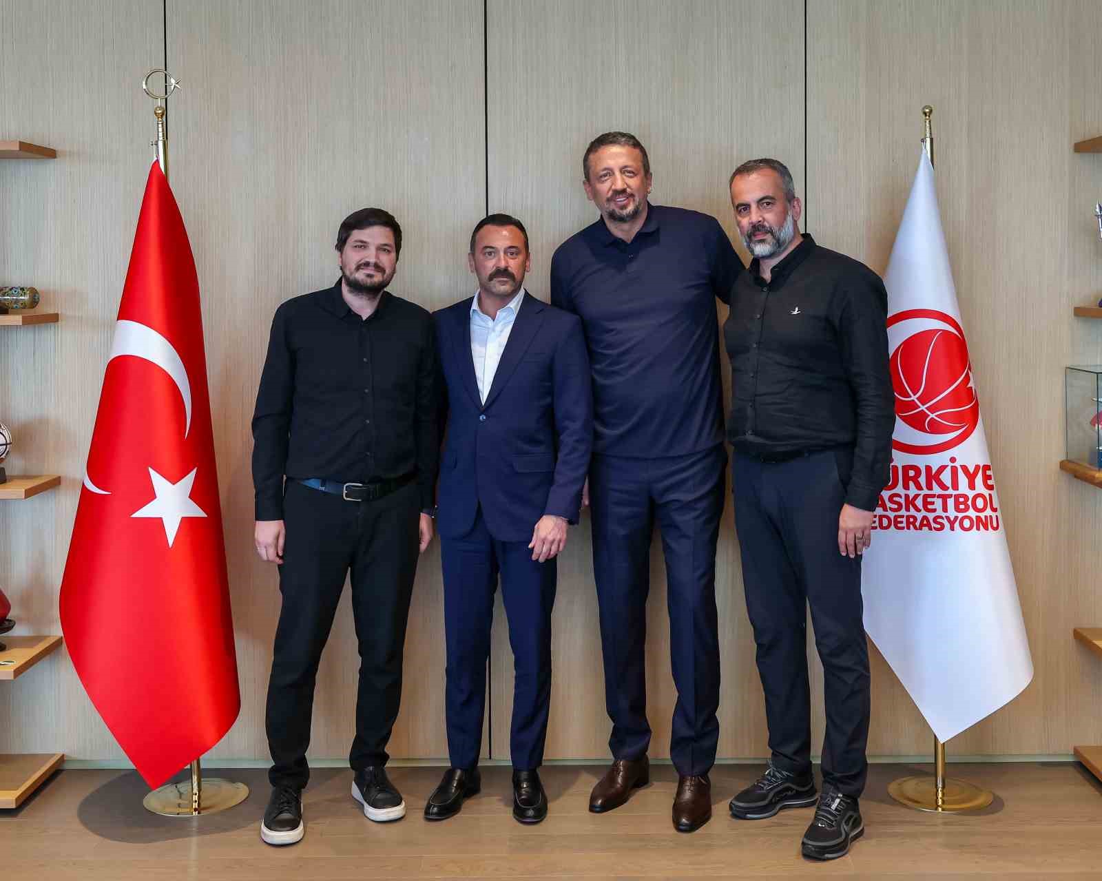 Galatasaray’dan TBF Başkanı Türkoğlu’na ziyaret
