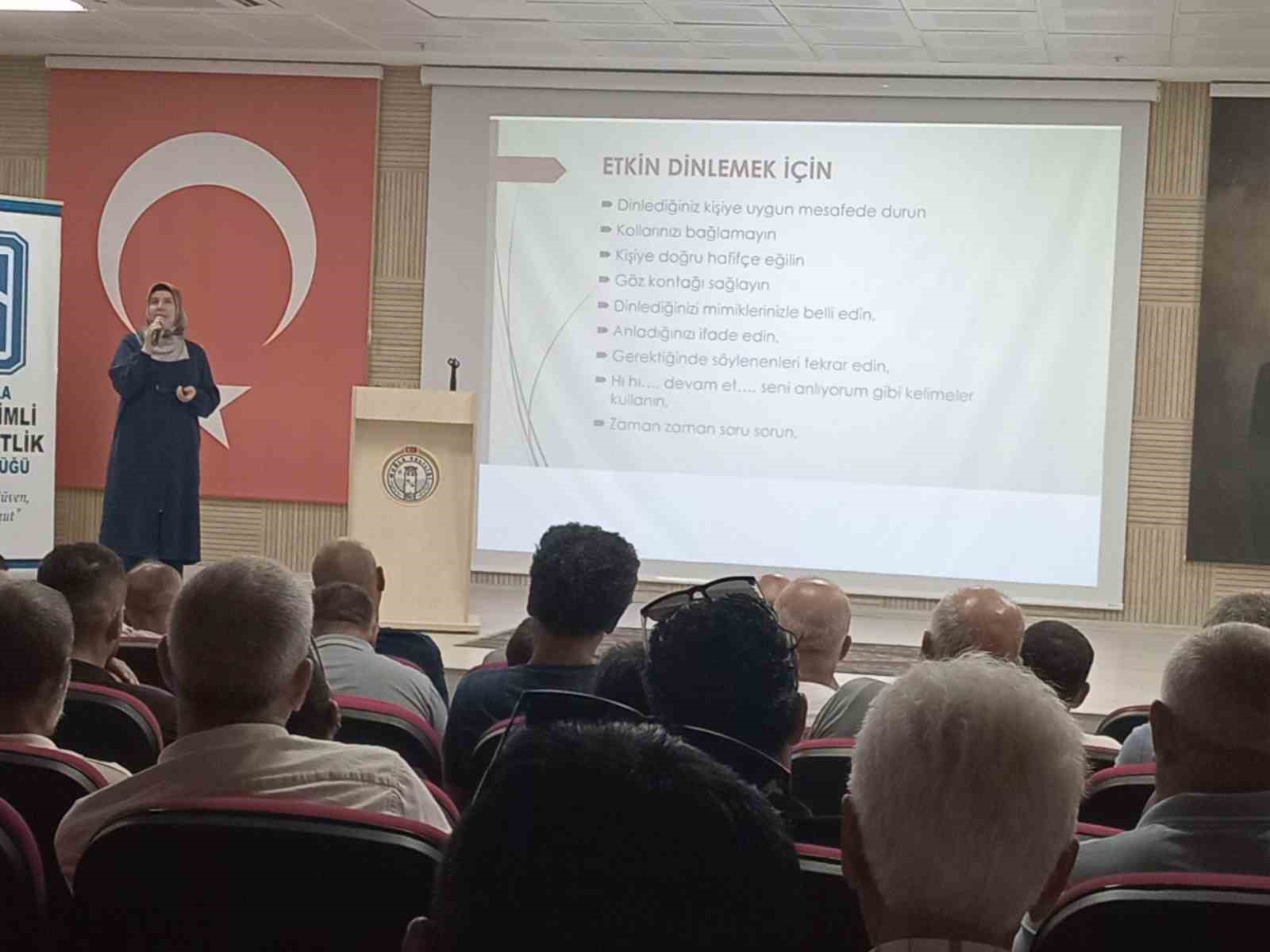 Muğla’da yükümlülere ’ailede iletişim ve empati’ konferansı