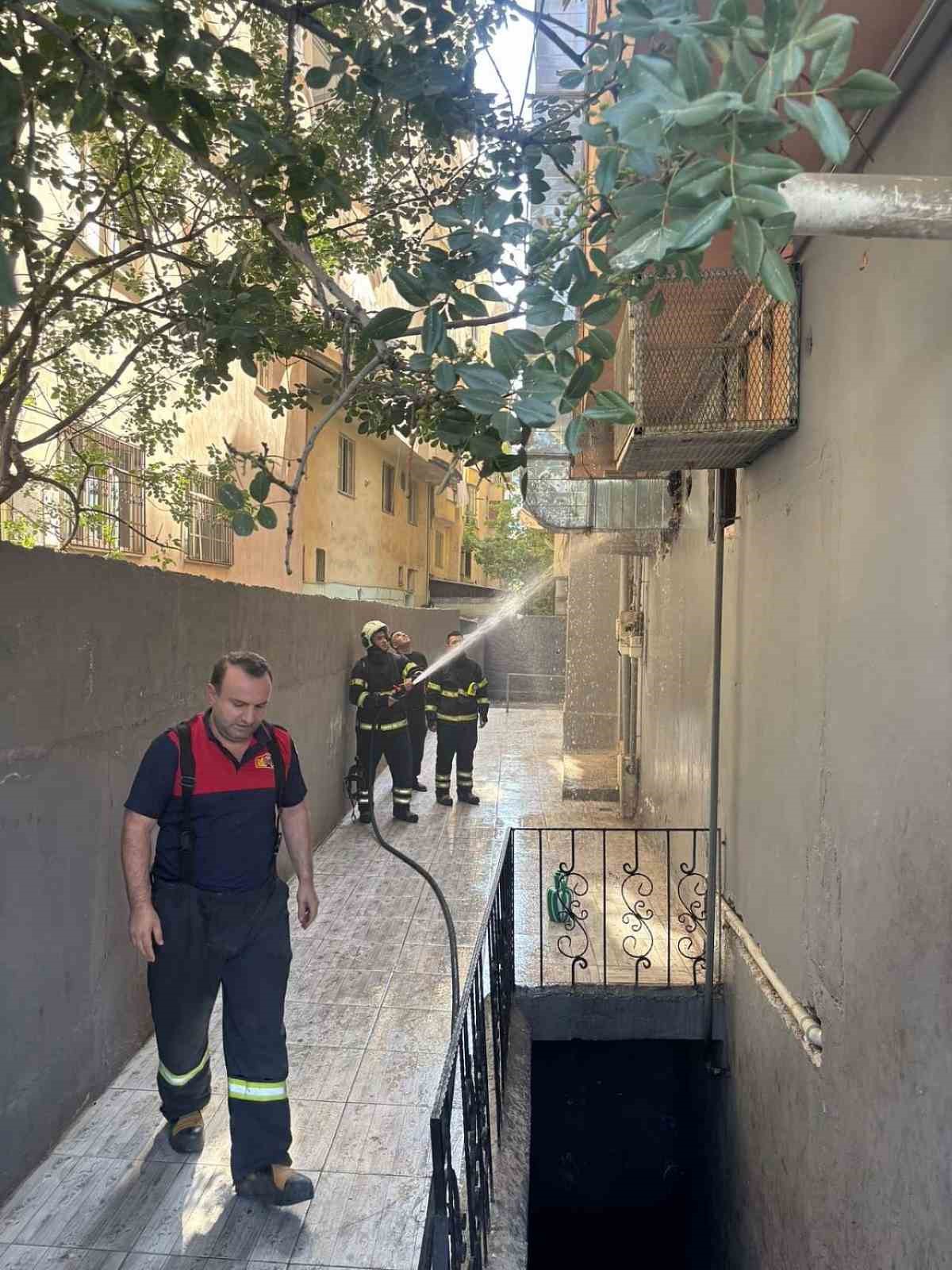 Siirt’te restoranın bacasında korkutan yangın