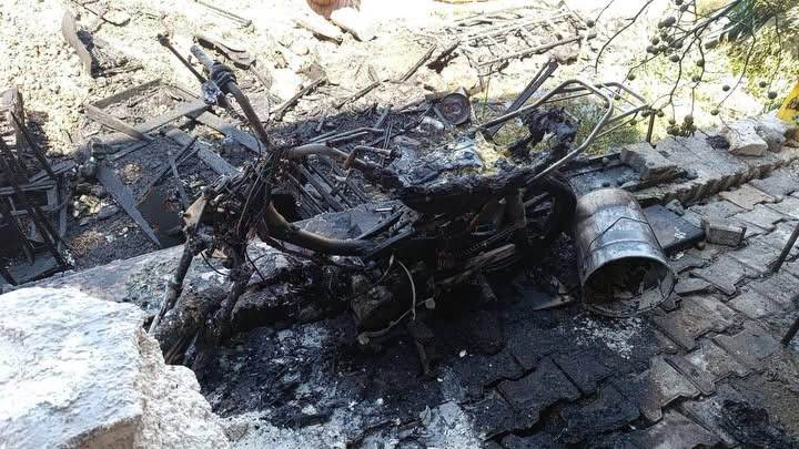 Antakya&rsquo;da yaşanan yangında motosiklet kullanılmaz hale geldi