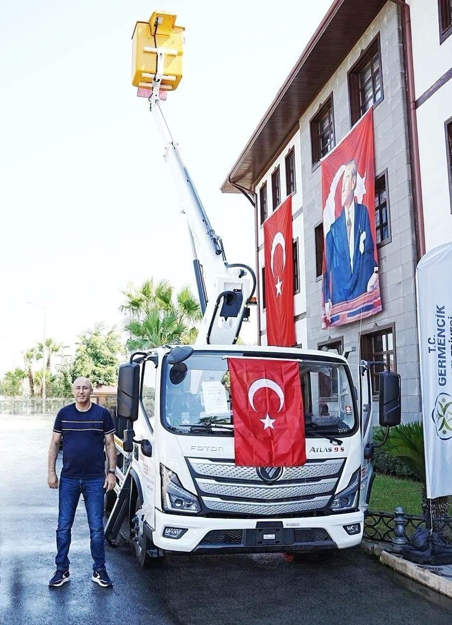 Hibe araç Germencik Belediyesi’nin hizmetine girdi