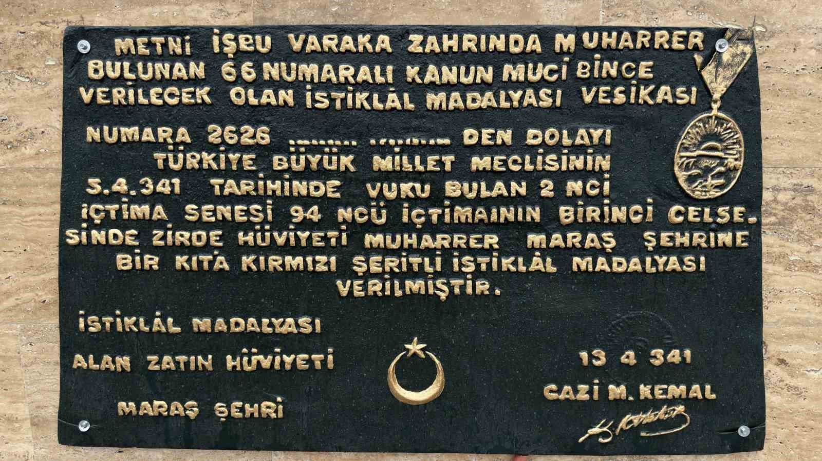 Kıbrıs Meydanı&rsquo;ndaki anıt yeniden ait olduğu yerde