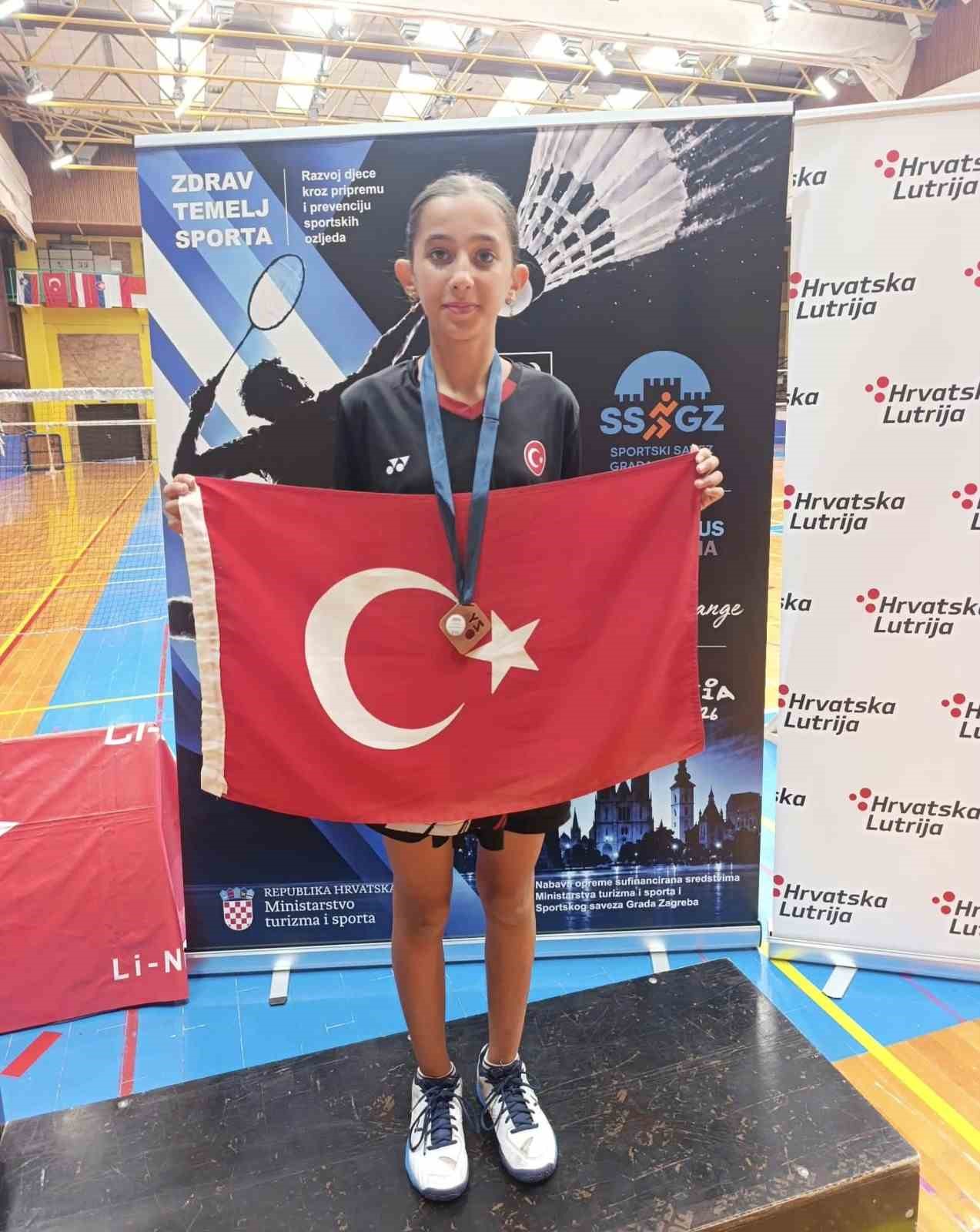 Manisalı Irmak, Hırvatistan’da kürsüye çıktı