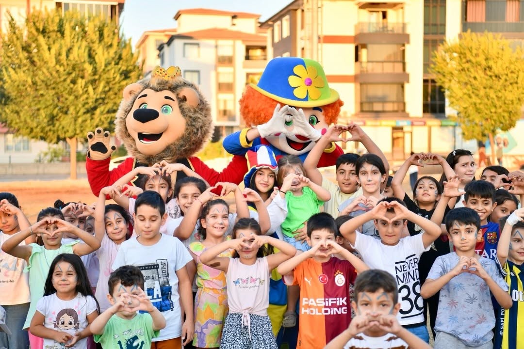 İlyas Mahallesi’nde ’Yeşilyurt Yaz Akşamları’ coşkusu yaşandı