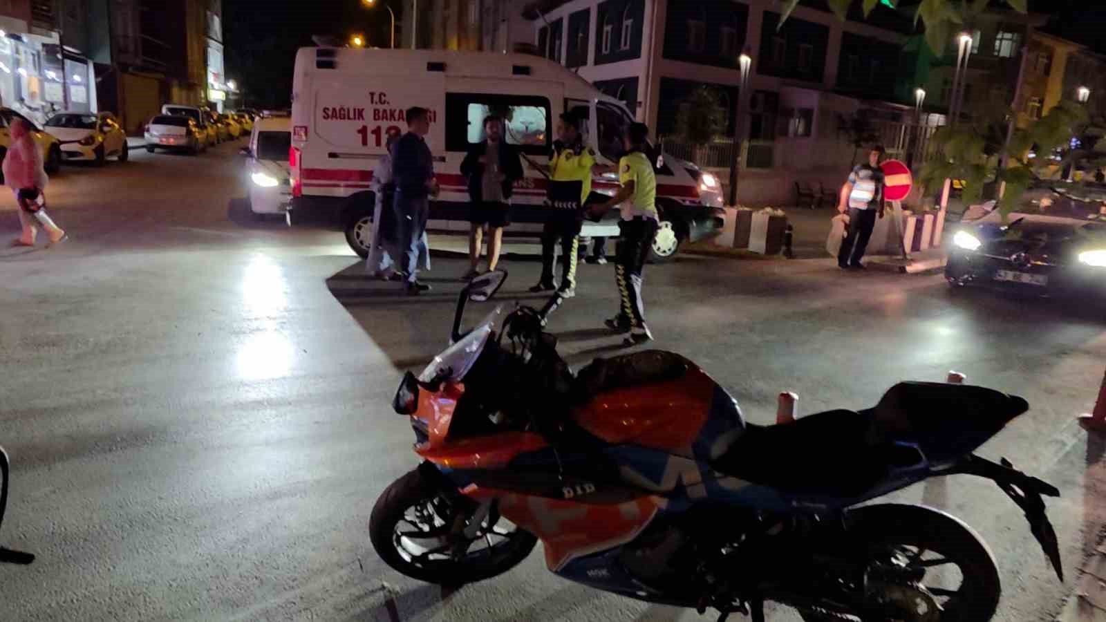 Kütahya’da iki motosiklet çarpıştı: 1 yaralı