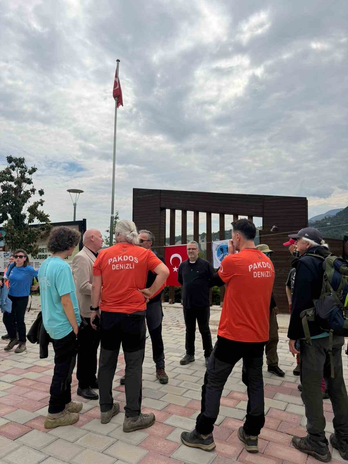 100 dağcı Babadağ&rsquo;da buluştu