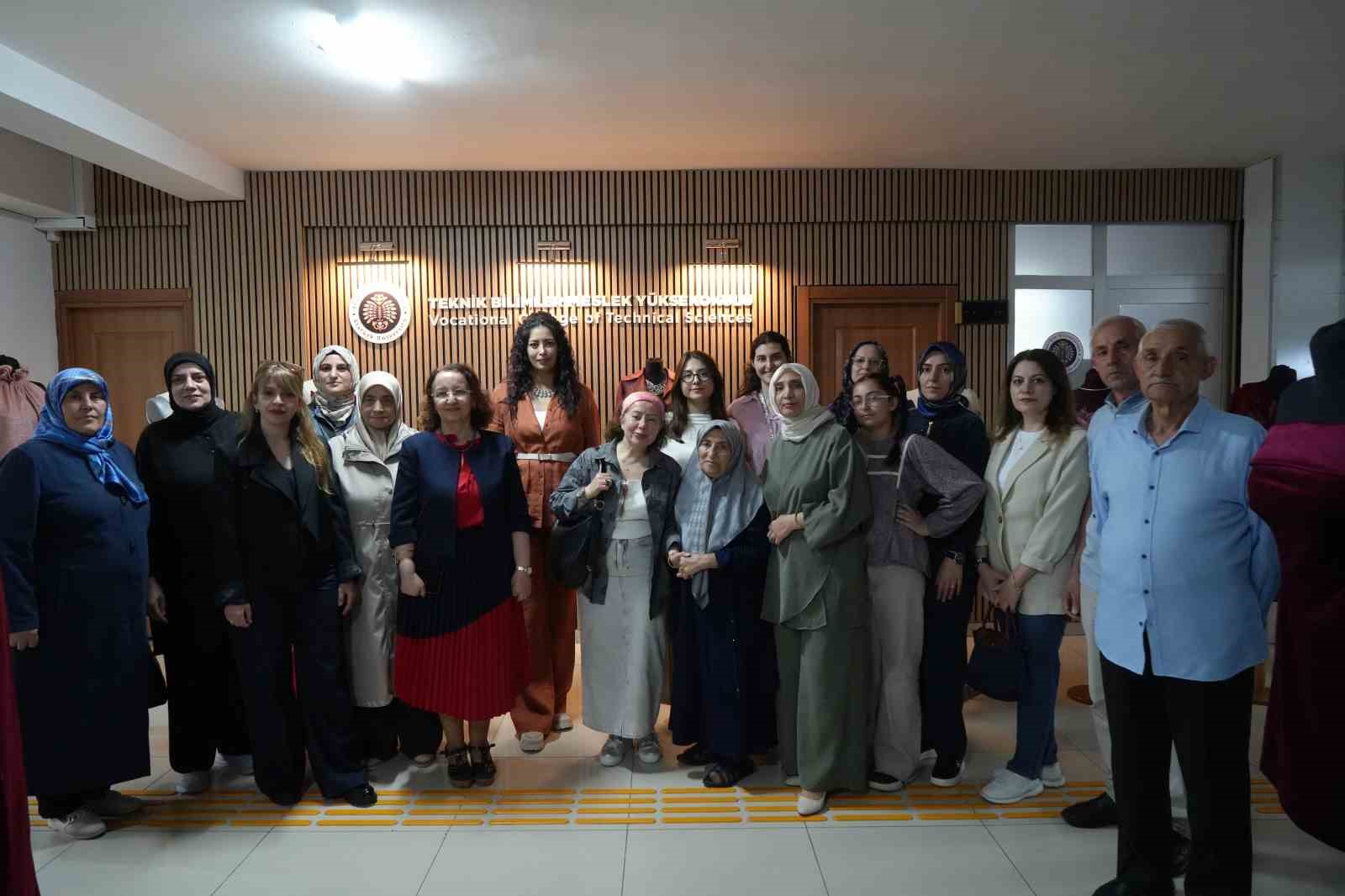 Bir kadının iğnesinden dökülen zarafet