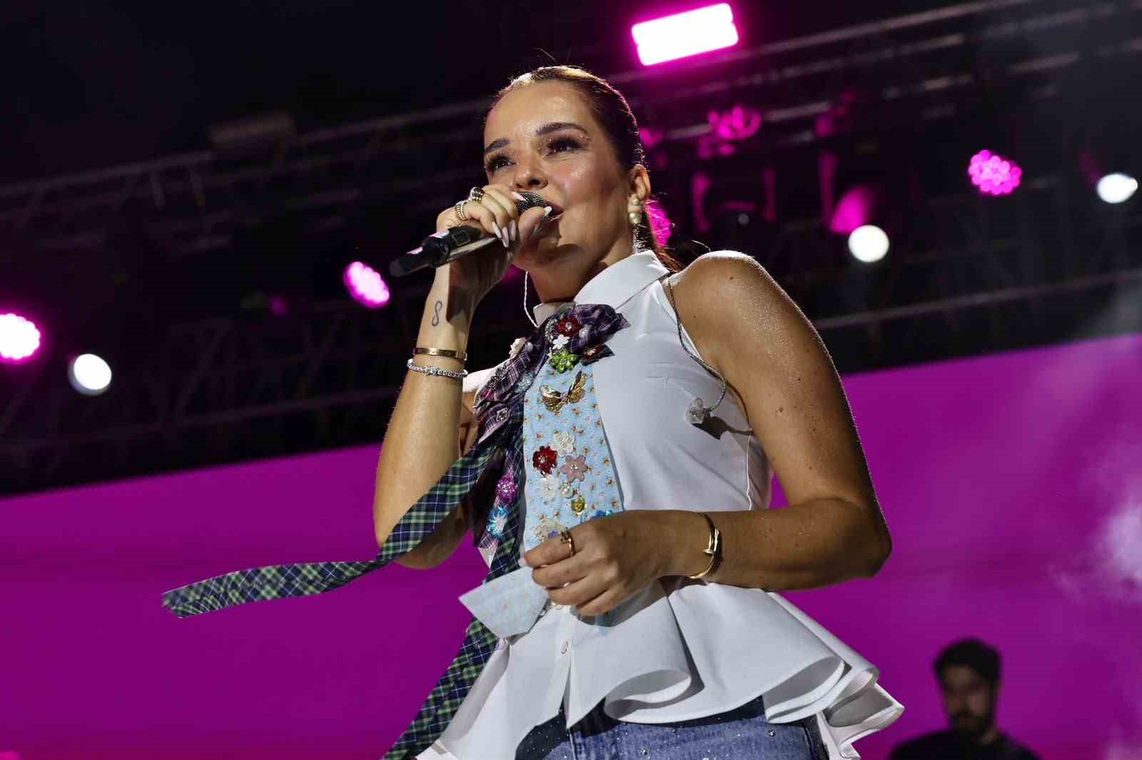 Bozalan İncir Festivali, renkli görüntülere sahne oldu