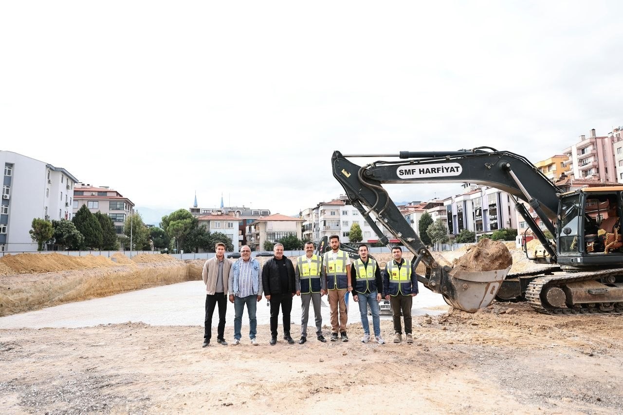 Denizli Büyükşehirden kent merkezine 663 araçlık otopark yatırımı