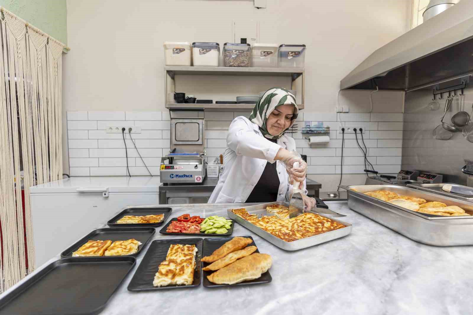Mersin’de üretici kadın desteğiyle kendi işini kurdu