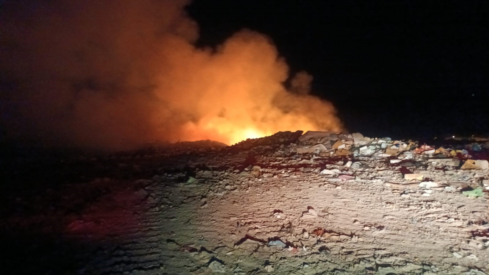 Burdur&rsquo;da &ccedil;&ouml;p depolama alanında yangın
