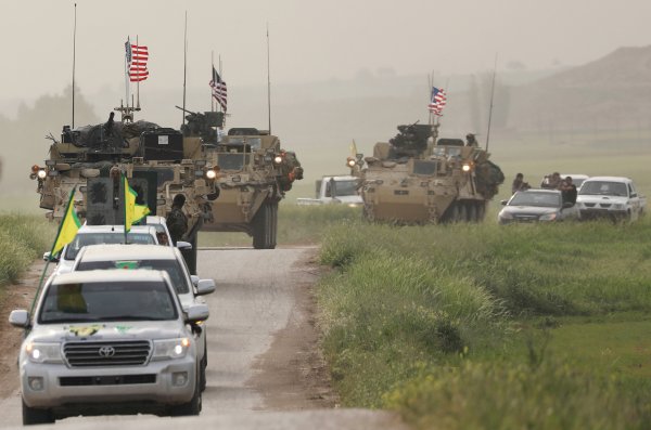 ABD'den YPG'ye 1500 tır destek
