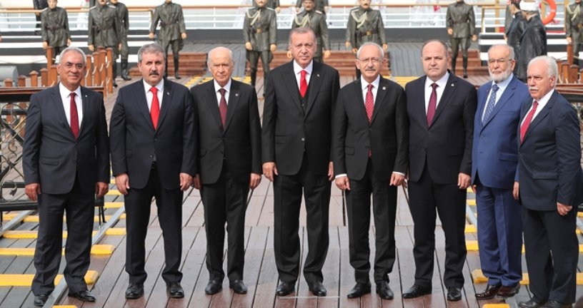 AK Partili Şahin: Keşke Akşener ve HDP'nin Genel Başkanı da Fotoğrafta Olsaydı