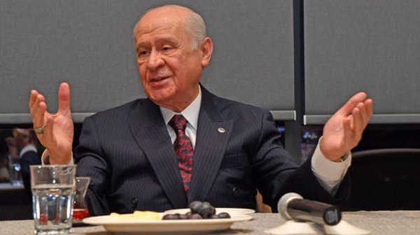 Devlet Bahçeli'den Beşiktaş'a yabancı futbolcu tepkisi