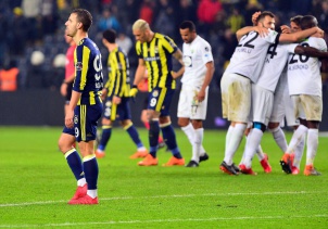 Fenere Akhisar çelmesi: Kadıköy serisi bozuldu