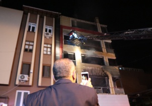 Kartalda feci yangın