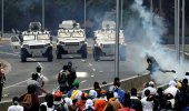 Venezuela'da Muhalif Lider, Şili Büyükelçiliğine Sığındı
